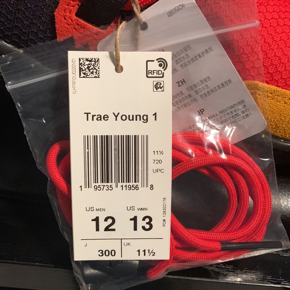 Trae Young Adidas 1 GY3772 Basketball Shoes - Picture 11 of 11